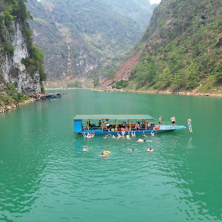 Quiri Hostel Ha Giang Lang Lap Kültér fotó